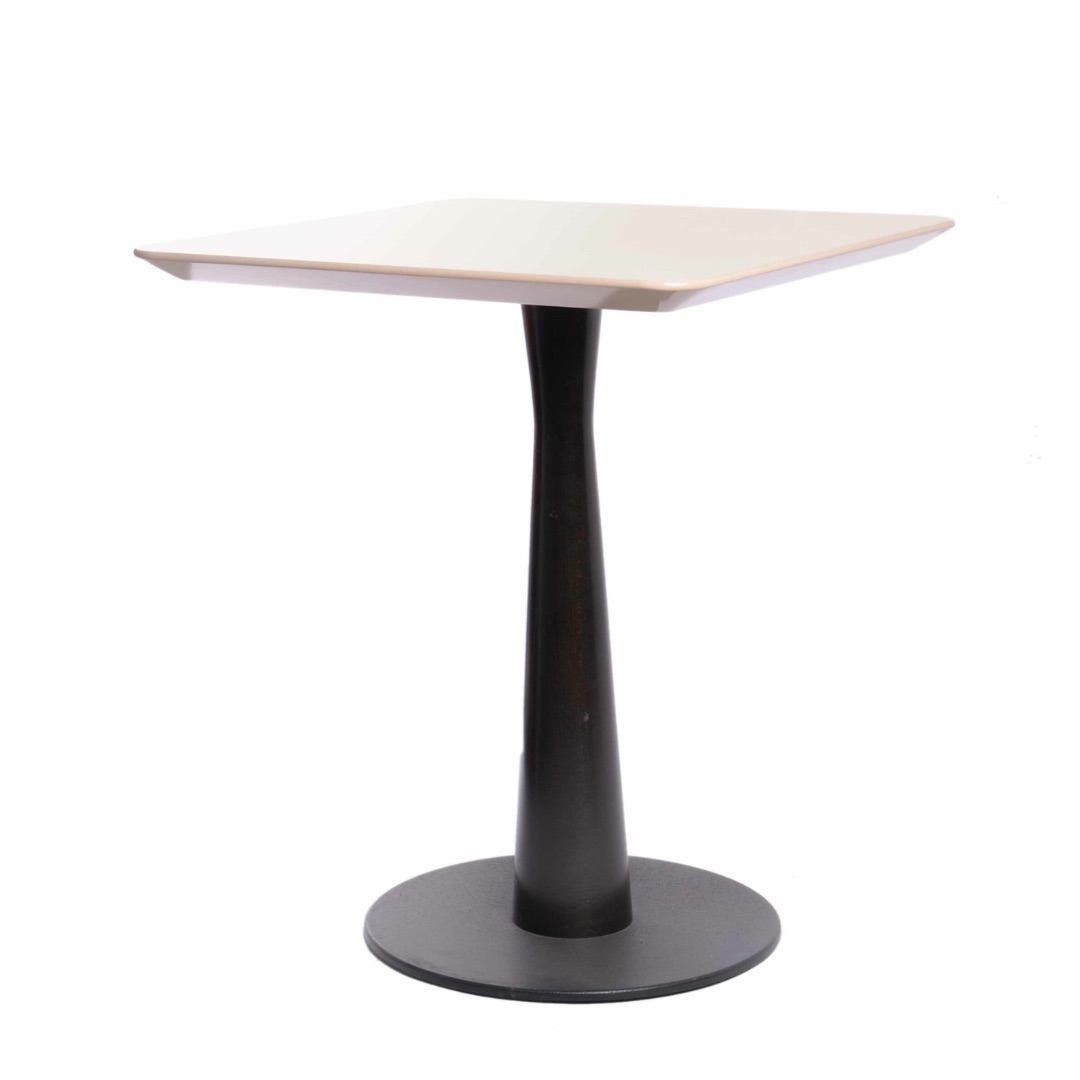 TABLE OBER